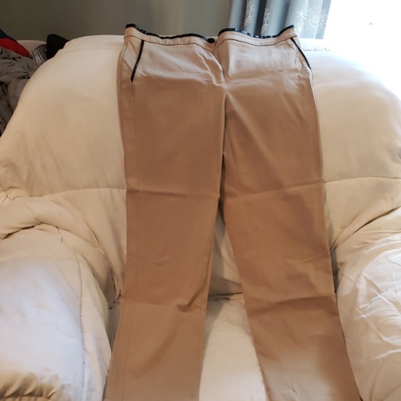 Stretch Pant - Picture 1 of 3